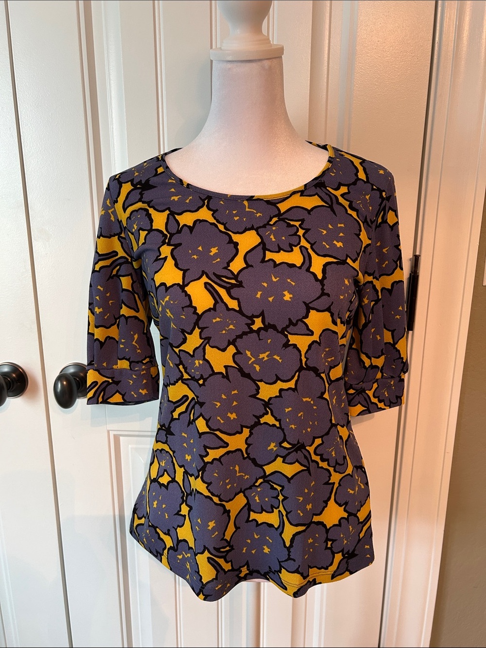 Kasper Women's Floral Print Short Sleeve Top - Mustard & Purple